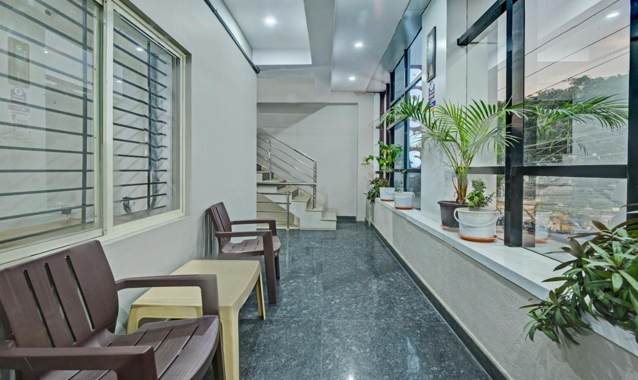 Hôtel Treebo Trend Karan Residency à Mysore Extérieur photo